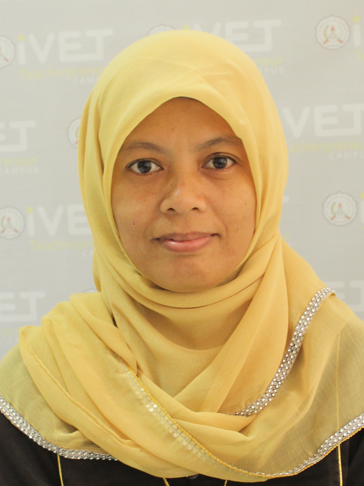Foto NURYANTI, M.Pd.